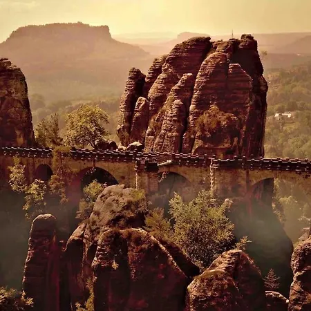 4 Personen *parkplatz, Wlan, Waschmaschine*