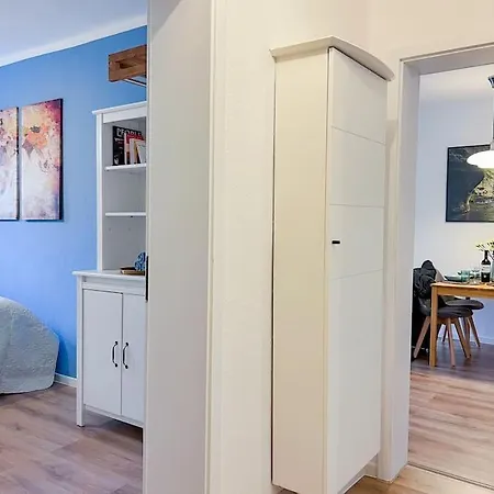 4 Personen *parkplatz, Wlan, Waschmaschine* Apartamento *